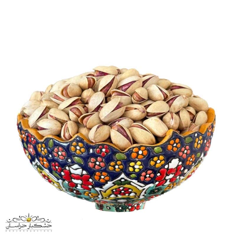 پسته بادامی خام امسالی و تازه و درشت خندان