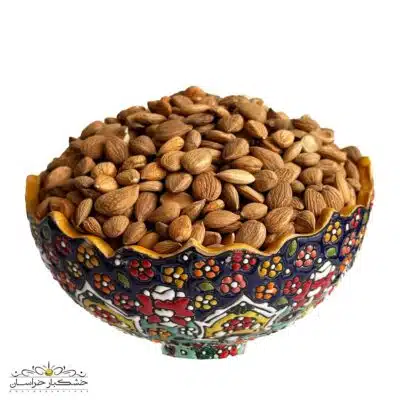 هسته زردآلو خام