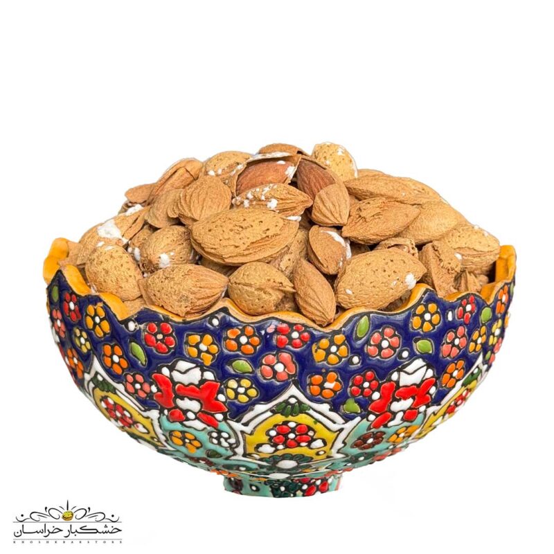 بادام کاغذی دو پوست شور تفت خال نمک ساده و ترد و خوشمزه