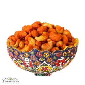 بادام هندی برشته فلفلی تازه و ترد با طعم تند و خاص