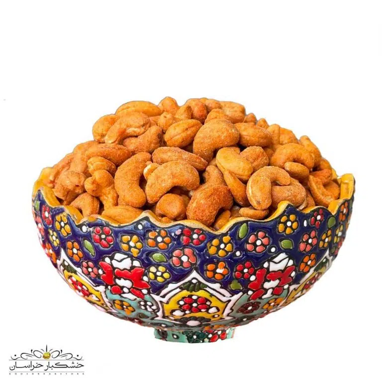 بادام هندی برشته پنیری تازه و ترد با طعم خاص و لذیذ