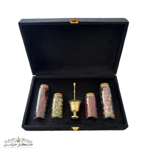 جعبه هدیه لوکس زعفران و دمنوش گل‌ها با زعفران ۳ گرمی