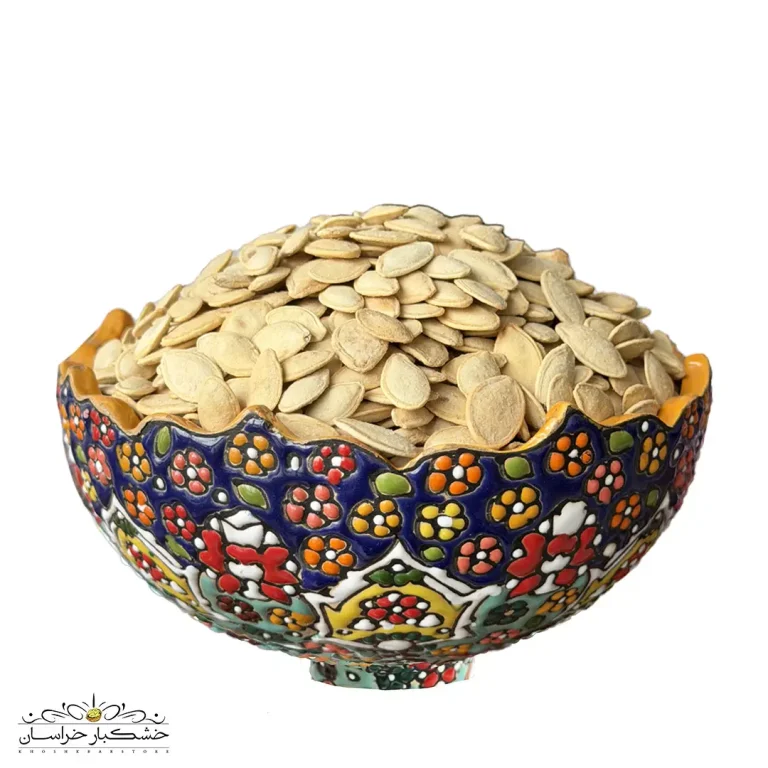 تخمه کدو ایرانی تازه و درشت – تنقلات سالم و مغذی | خشکبار استور