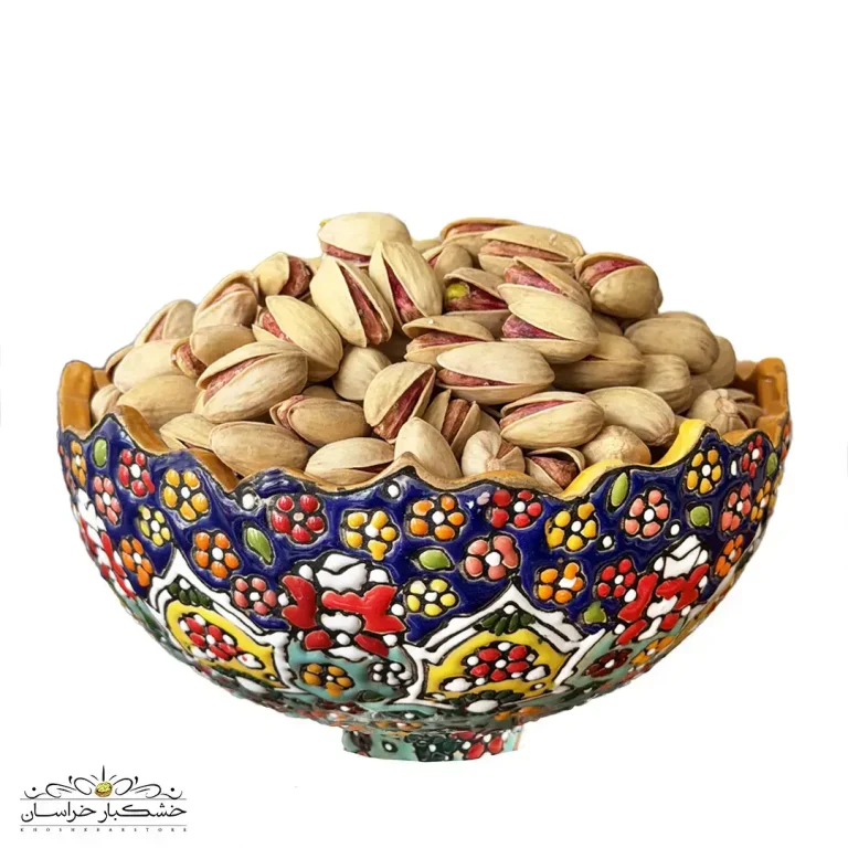 پسته اکبری شور تنوری سنتی با دانه‌های درشت و خوش‌طعم، مناسب پذیرایی و مصرف روزانه